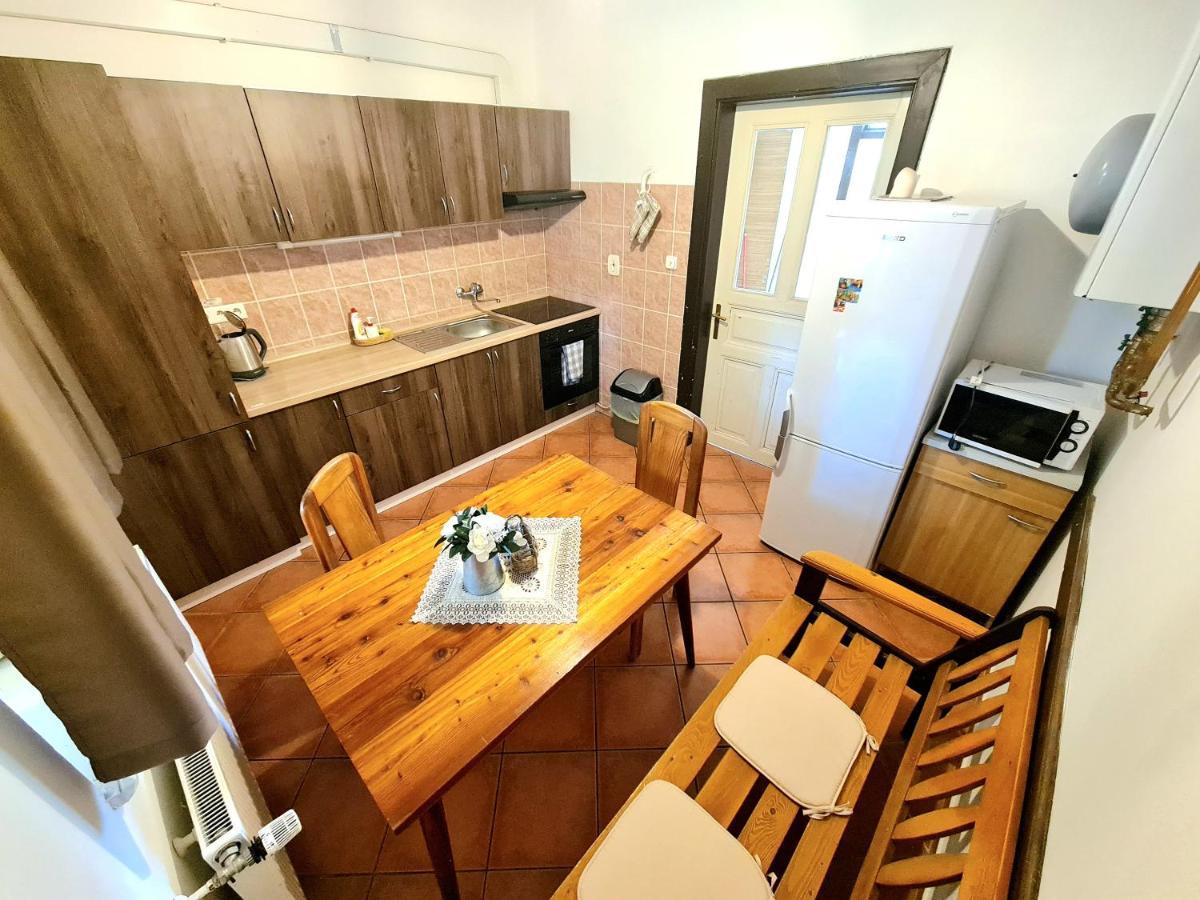 Uzkokolejky - Apartment *